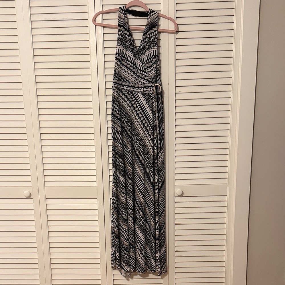 White House Black Market Halter Maxi Dress Black White Geometric Print Size 2